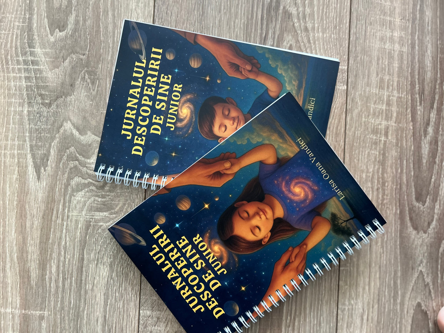Set pentru Copii – Jurnal de Recunoștință și Dezvoltare Emoțională + Stickere Motivaționale